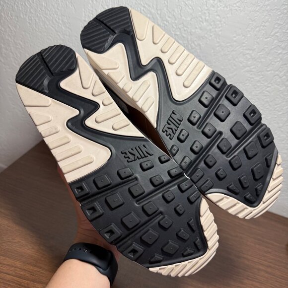 Nike Mens Air Max 90 Sneaker Shoes Size 10.5 Summit White Khaki Tan Brown Sporty - Picture 11 of 14